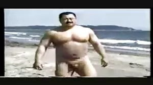 பருமனான பாட்டி தனி
