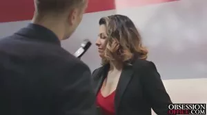 பிக் டிட்டிஸ் ப்ளாண்ட் மில்ஃப்