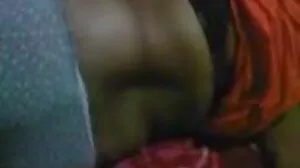 அடல்ட் சேர் ரைனிங் மை மேரேஜ்