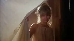 கவர்ச்சியான பிட்ச்கள் நாயின் பாணியை ஏமாற்றுகின்றன