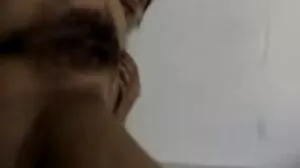 பெரிய சேவல்கள் ஸ்க்ரூயிங் சிறிய பெண்கள்